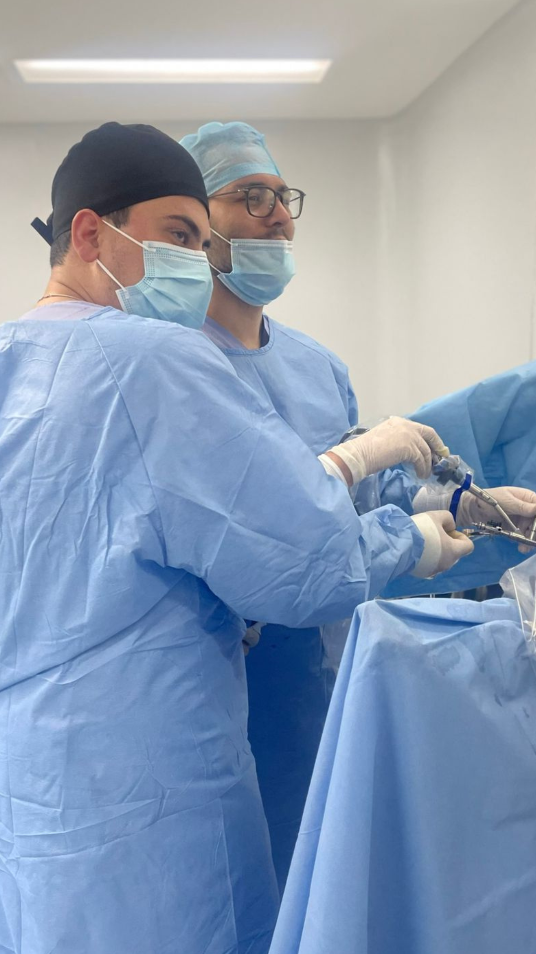 Dr. Álvarez López cirujano urólogo